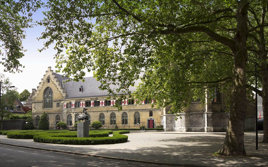 Bijzondere Overnachting Origineel Overnachten Kruisherenhotel Maastricht2