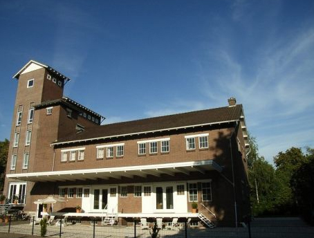 Origineel overnachten in een B&B in een oude graanopslag4