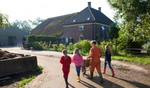 Bijzondere boerderij in de Betuwe Bijzondere boerderij Gelderland