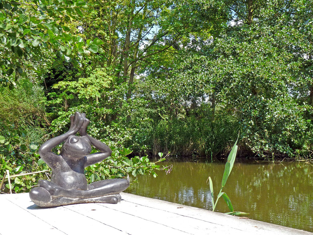 Bijzondere Overnachting Origineel Overnachten Slapen in een romantische waterhut Vreemde Vogel Vlaardingen4
