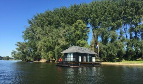 Het Vaarthuis, uniek verblijven op het water vaarthuis3