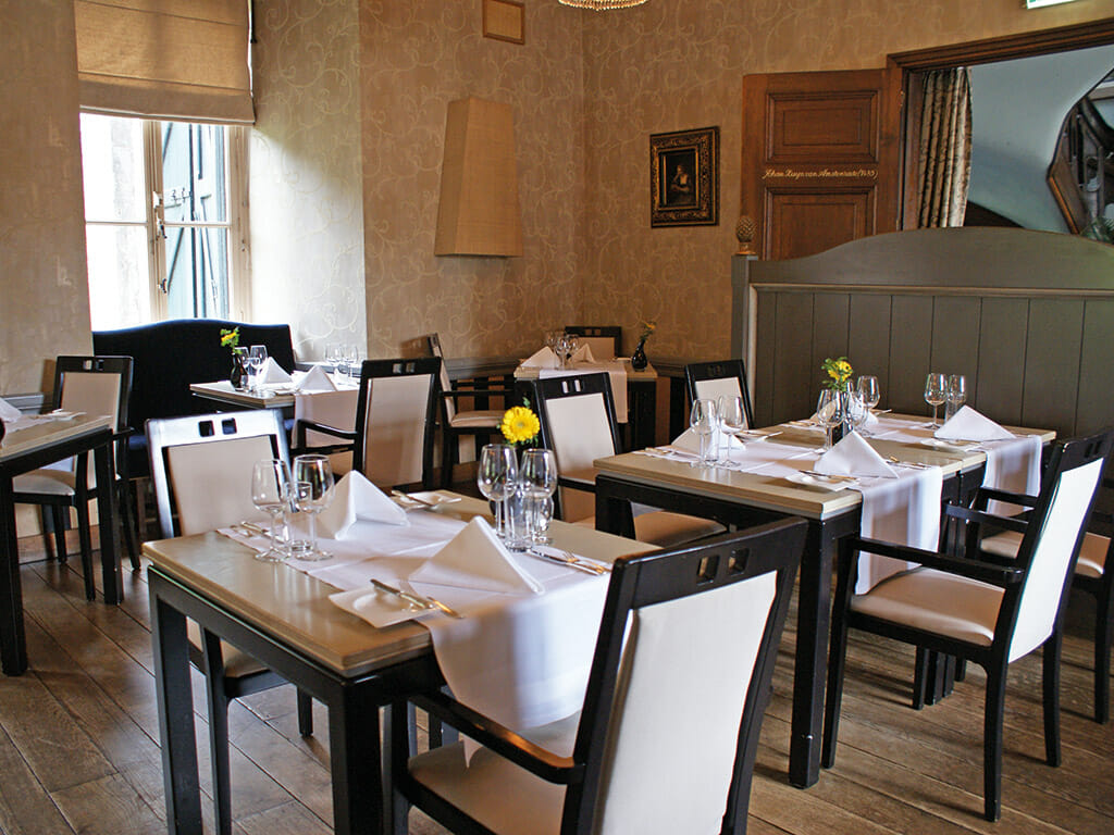 Bijzondere Overnachting Origineel Overnachten Slapen in Fletcher Hotel Kasteel Erenstein7