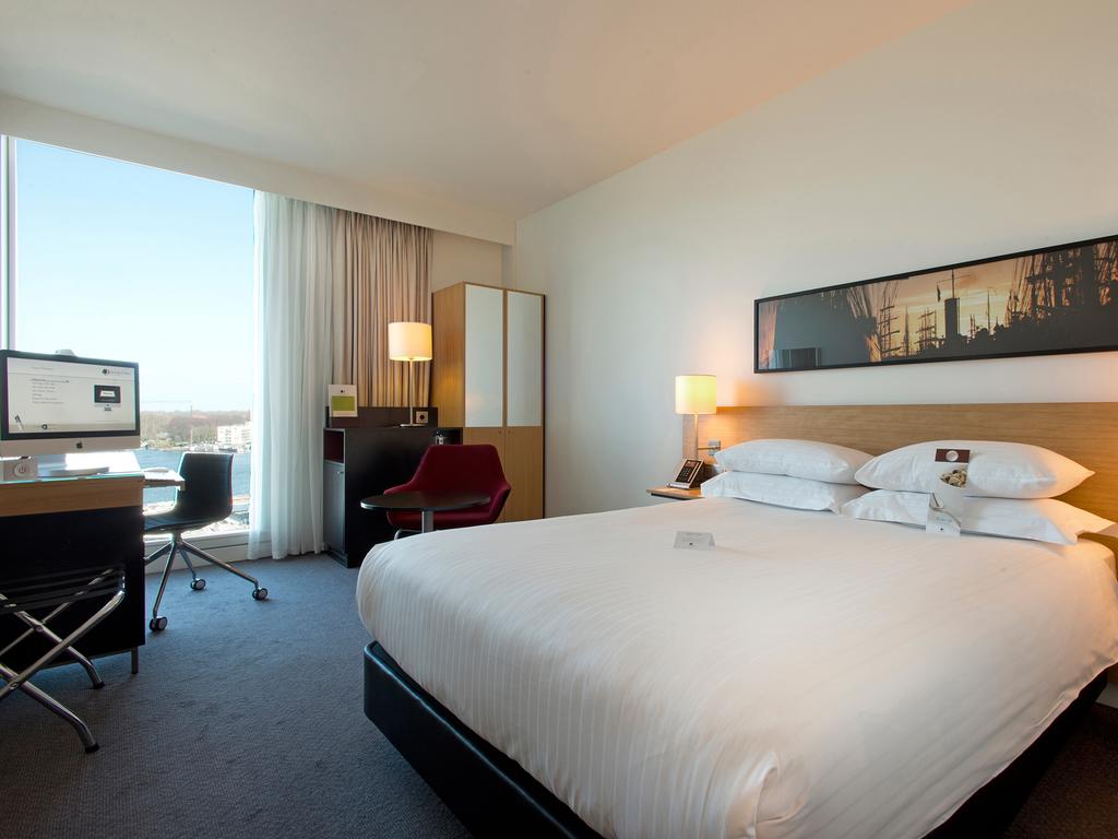 Bijzondere Overnachting Origineel Overnachten Double Tree by Hilton Hotels met prachtig uitzicht over Amsterdam3