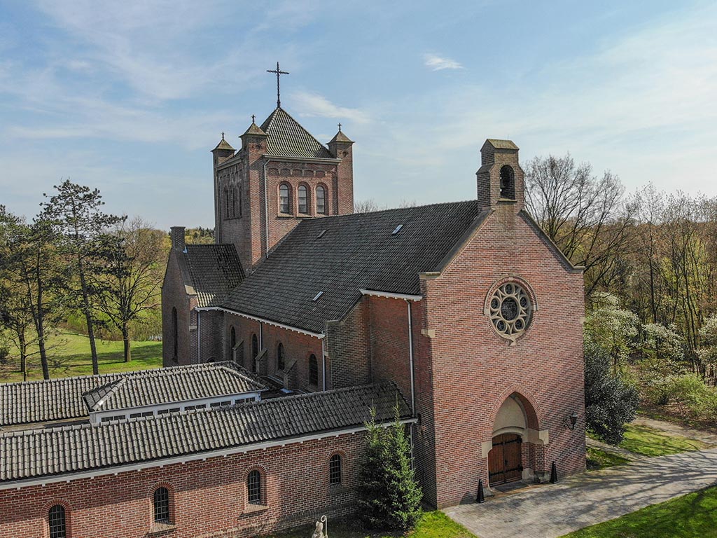 Bijzondere Overnachting Origineel Overnachten Slapen in Fletcher Kloosterhotel Willibrordhaeghe in Deurne4