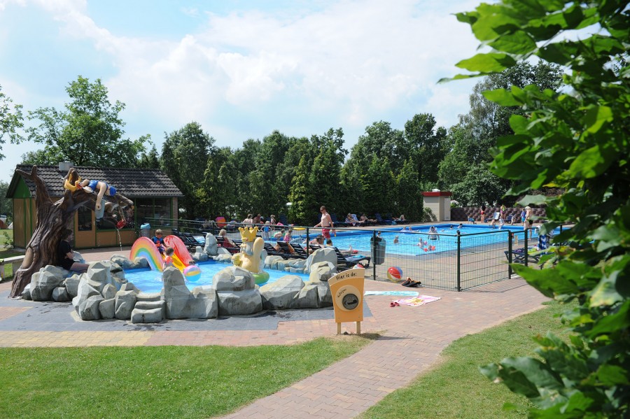 Bijzondere Overnachting Origineel Overnachten Slapen in een DrakenEi op Camping Schinkel Hoenderloo9