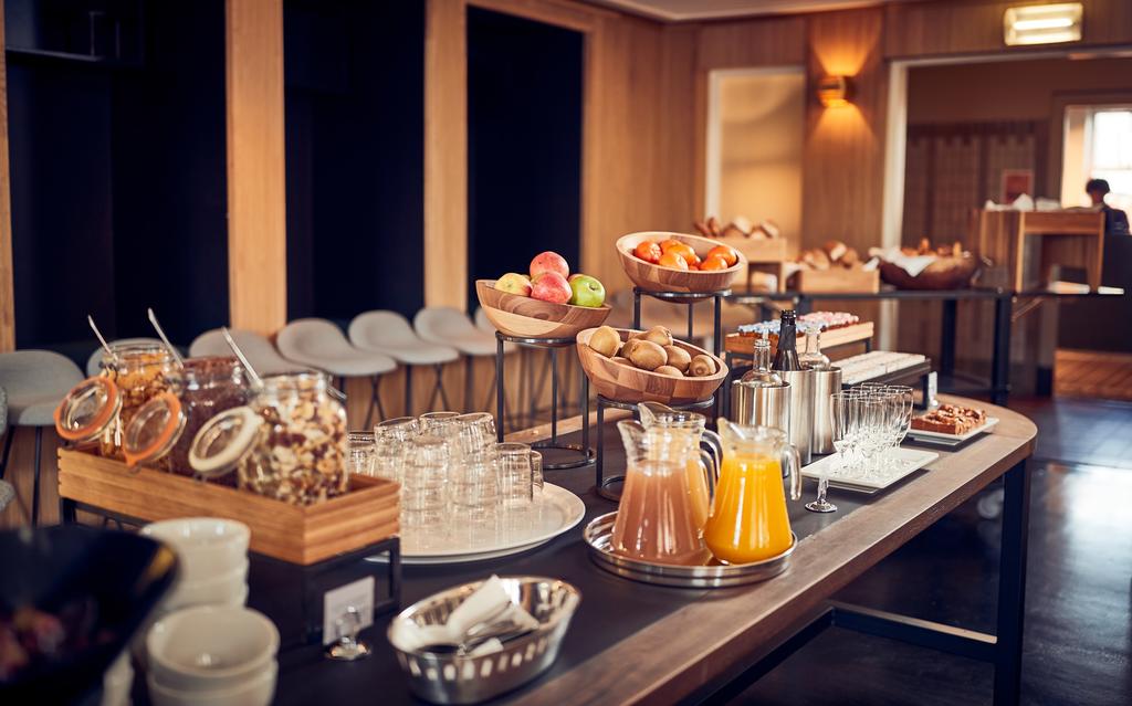 Bijzondere Overnachten Origineel Overnachten Slapen in voormalig scheepshoofdkantoor Lloyd Hotel Amsterdam8