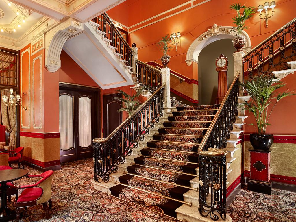 Bijzondere Overnachting Origineel Overnachten Slapen in het luxe Hotel Des Indes in Den Haag13