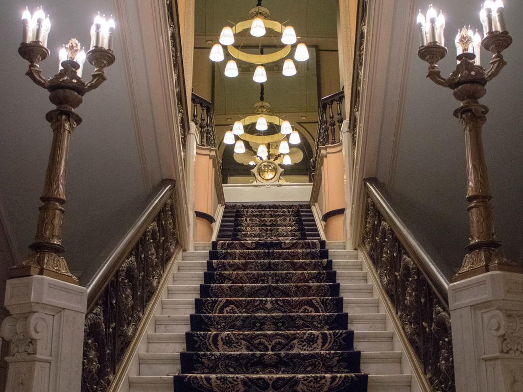 Bijzondere Overnachting Origineel Overnachten Slapen in het luxe Hotel Des Indes in Den Haag4