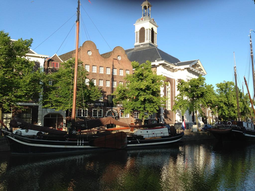 Slapen naast de ketels van het Jenevermuseum in Schiedam