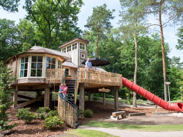 Slapen in een luxe boomhut of treehouse van Landal