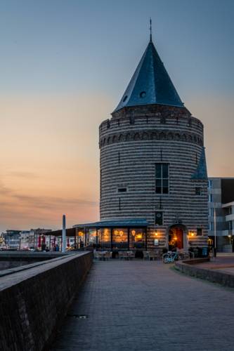 Bijzondere Overnachting Origineel Overnachten Slapen in de Gevangenispoort Suite in Vlissingen 11
