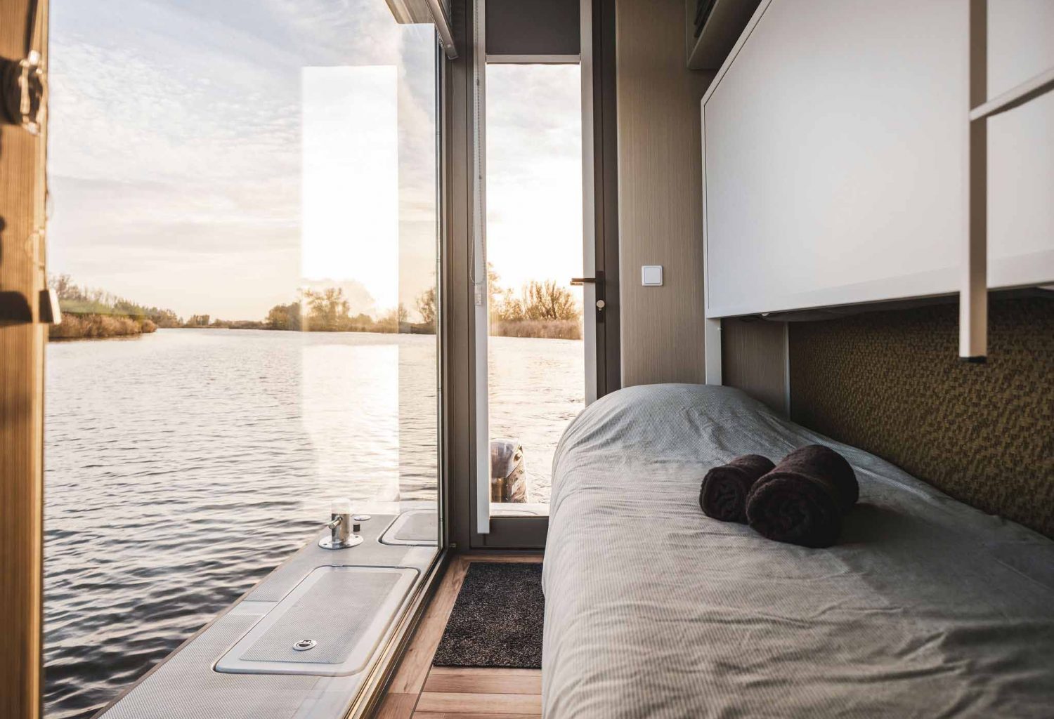 Slapen Op Het Water Biesbosch